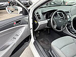 Used 2014 HYUNDAI SONATA LIMITED 4DR SEDAN in GARNER , NORTH CAROLINA (Photo 9)