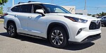 Used 2022 TOYOTA HIGHLANDER XLE FWD in NORTH LITTLE ROCK, ARKANSAS