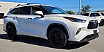 Used 2021 TOYOTA HIGHLANDER XLE FWD in NORTH LITTLE ROCK, ARKANSAS