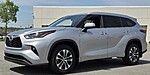 Used 2022 TOYOTA HIGHLANDER HYBRID XLE AWD in NORTH LITTLE ROCK, ARKANSAS