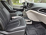 Used 2024 CHRYSLER PACIFICA HYBRID SELECT FWD in FORT PIERCE, FLORIDA (Photo 10)