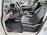 Used 2024 CHRYSLER PACIFICA HYBRID SELECT FWD in FORT PIERCE, FLORIDA (Photo 24)