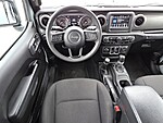 Used 2023 JEEP GLADIATOR WILLYS 4X4 in FORT PIERCE, FLORIDA (Photo 19)