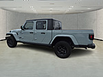 Used 2023 JEEP GLADIATOR WILLYS 4X4 in FORT PIERCE, FLORIDA (Photo 5)