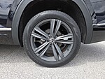 Used 2021 Volkswagen Atlas 2021.5 3.6L V6 SE W/TECHNOLOGY R-LINE FWD in FORT PIERCE, FLORIDA (Photo 17)