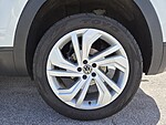 Used 2020 Volkswagen Atlas Cross Sport 3.6L V6 SEL FWD in FORT PIERCE, FLORIDA (Photo 16)