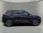Used 2024 CHEVROLET TRAILBLAZER FWD 4DR LT in FORT PIERCE, FLORIDA (Photo 2)