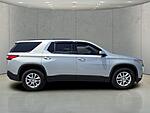 Used 2021 CHEVROLET TRAVERSE FWD 4DR LT CLOTH W/1LT in FORT PIERCE, FLORIDA (Photo 2)