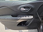 Used 2020 JEEP CHEROKEE LATITUDE PLUS FWD in FORT PIERCE, FLORIDA (Photo 30)