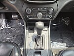 Used 2020 JEEP CHEROKEE LATITUDE PLUS FWD in FORT PIERCE, FLORIDA (Photo 31)