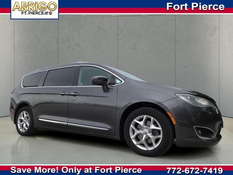 Used 2018 CHRYSLER PACIFICA TOURING L FWD in FORT PIERCE, FLORIDA