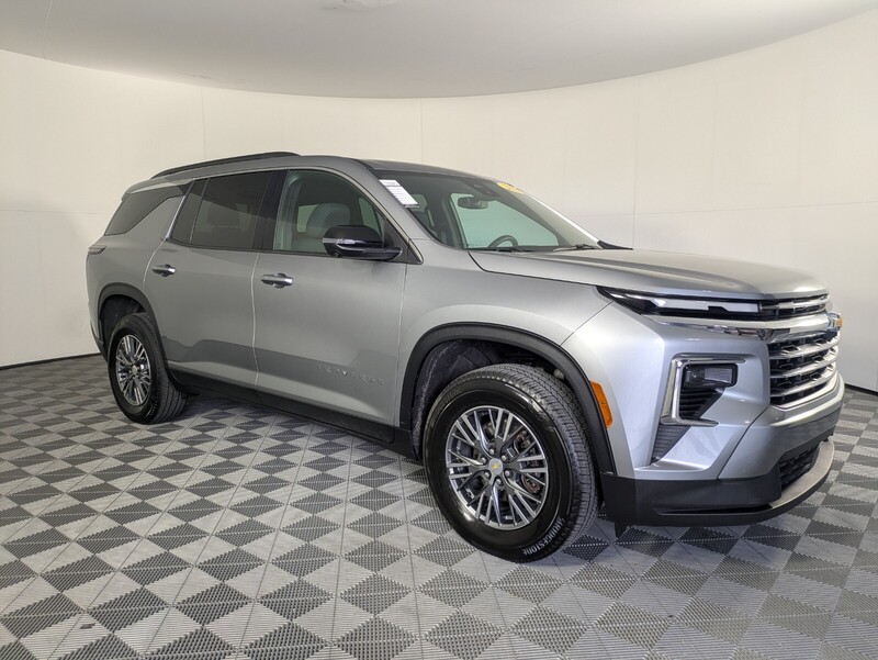 Used 2024 CHEVROLET TRAVERSE 4DR LT W/1LT in WEST PALM BEACH, FLORIDA