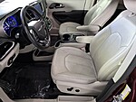 Used 2021 CHRYSLER PACIFICA TOURING L FWD in WEST PALM BEACH, FLORIDA (Photo 9)