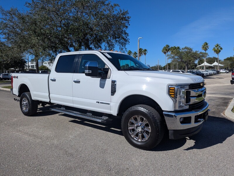Used 2018 FORD F-350 XLT 4WD CREW CAB 6.75' BOX in WEST PALM BEACH, FLORIDA