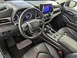 Used 2024 TOYOTA HIGHLANDER XLE FWD in WEST PALM BEACH, FLORIDA (Photo 11)
