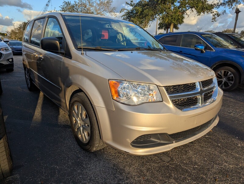 Used 2015 DODGE GRAND CARAVAN SE in WEST PALM BEACH, FLORIDA