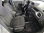Used 2019 JEEP RENEGADE LATITUDE FWD in WEST PALM BEACH, FLORIDA (Photo 31)
