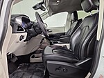 Used 2024 CHRYSLER PACIFICA TOURING L FWD in WEST PALM BEACH, FLORIDA (Photo 9)