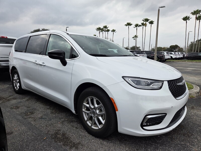 Used 2024 CHRYSLER PACIFICA TOURING L in WEST PALM BEACH, FLORIDA