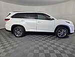 Used 2019 TOYOTA HIGHLANDER SE V6 AWD in WEST PALM BEACH, FLORIDA (Photo 3)