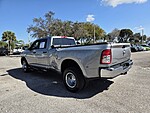 Used 2022 RAM 3500 BIG HORN 4X4 CREW CAB 8' BOX in WEST PALM BEACH, FLORIDA (Photo 7)