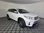 Used 2019 TOYOTA HIGHLANDER LE I4 FWD in WEST PALM BEACH, FLORIDA (Photo 2)