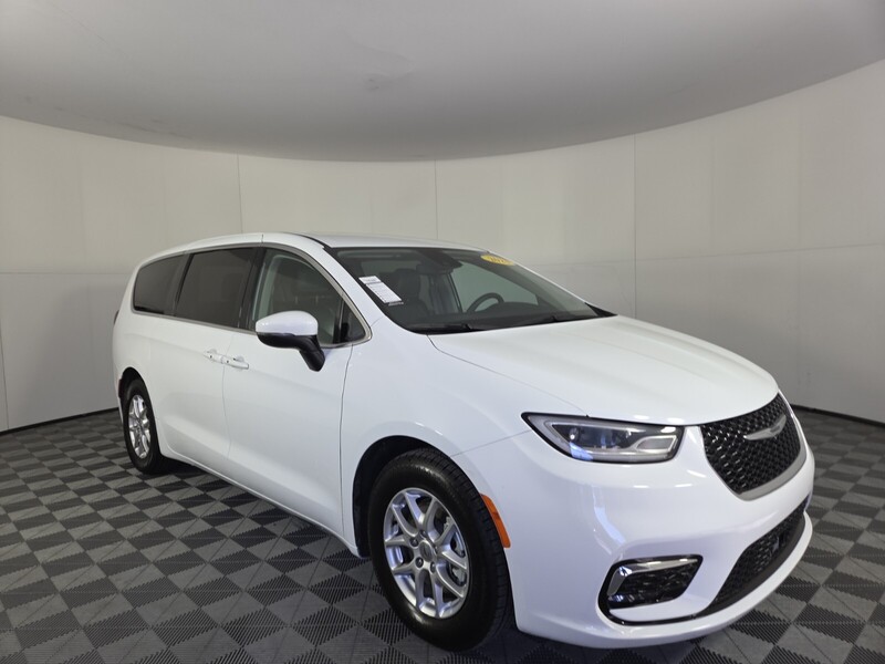 Used 2023 CHRYSLER PACIFICA TOURING L FWD in WEST PALM BEACH, FLORIDA