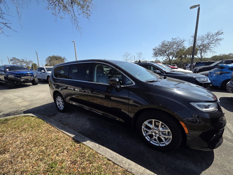 Used 2023 CHRYSLER PACIFICA TOURING L in WEST PALM BEACH, FLORIDA