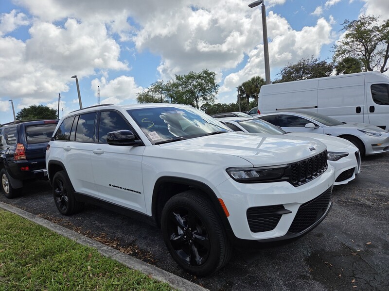 Used 2023 JEEP GRAND CHEROKEE ALTITUDE in WEST PALM BEACH, FLORIDA