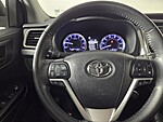 Used 2019 TOYOTA HIGHLANDER LE PLUS V6 FWD in WEST PALM BEACH, FLORIDA (Photo 17)
