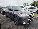 Used 2019 TOYOTA HIGHLANDER LE PLUS in WEST PALM BEACH, FLORIDA (Photo 2)