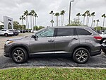 Used 2019 TOYOTA HIGHLANDER LE PLUS in WEST PALM BEACH, FLORIDA (Photo 4)