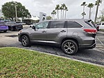 Used 2019 TOYOTA HIGHLANDER LE PLUS in WEST PALM BEACH, FLORIDA (Photo 5)