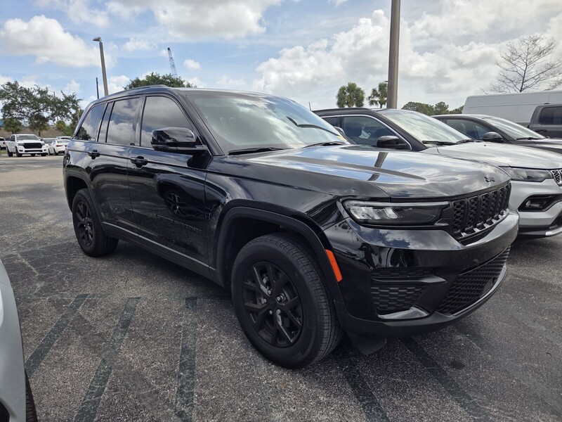 Used 2025 JEEP GRAND CHEROKEE ALTITUDE in WEST PALM BEACH, FLORIDA