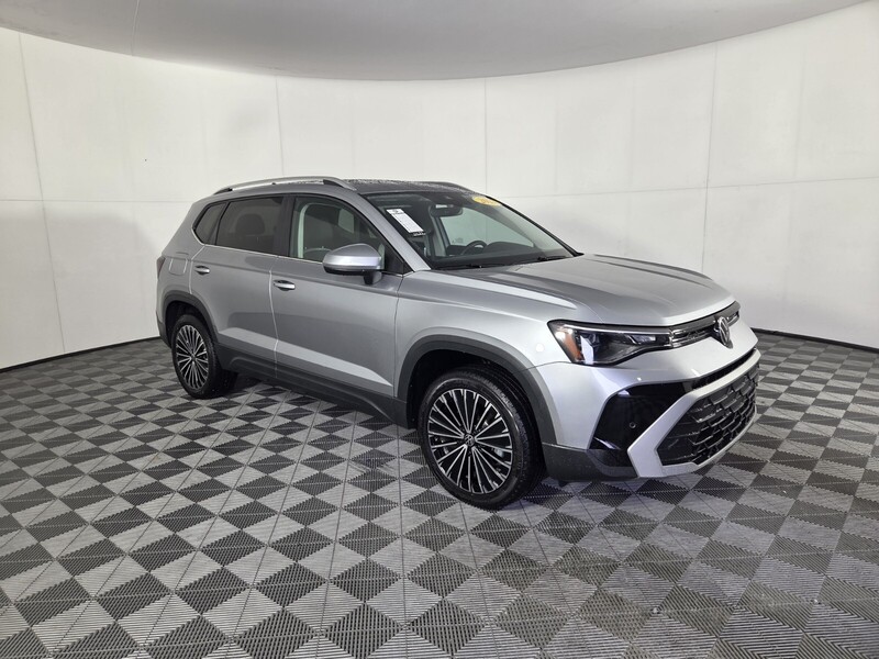 Used 2025 Volkswagen Taos SE FWD in WEST PALM BEACH, FLORIDA