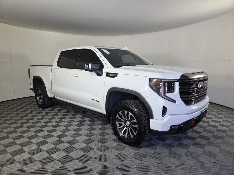Used 2023 GMC SIERRA 1500 4WD CREW CAB 147