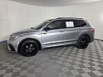 Used 2024 Volkswagen Tiguan 2.0T SE R-LINE BLACK 4MOTION in WEST PALM BEACH, FLORIDA (Photo 7)