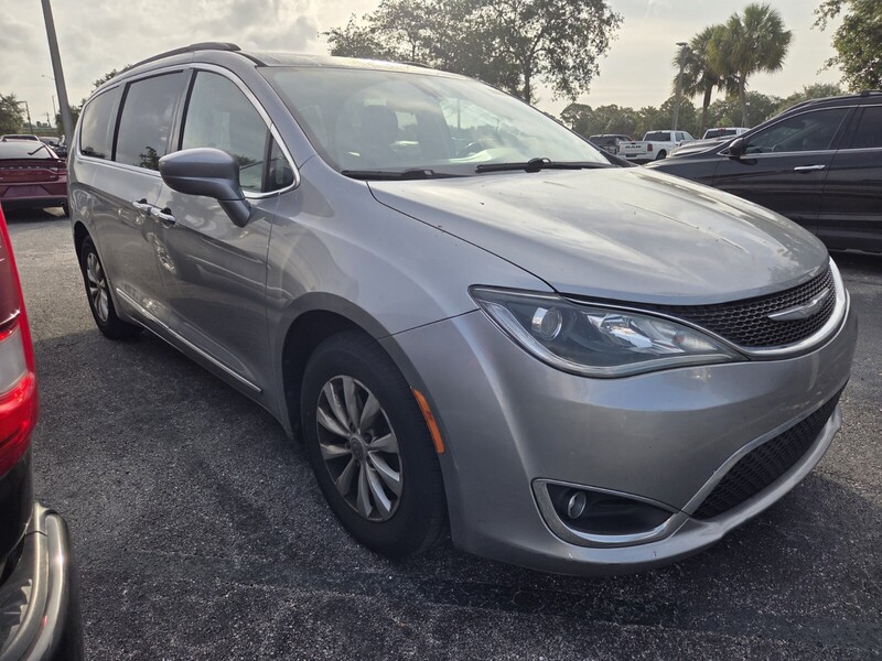 Used 2017 CHRYSLER PACIFICA TOURING L in WEST PALM BEACH, FLORIDA