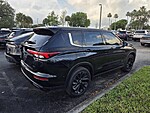 Used 2023 MITSUBISHI OUTLANDER SE BLACK EDITION in WEST PALM BEACH, FLORIDA (Photo 5)