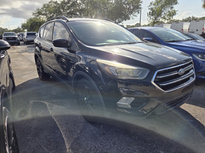 Used 2018 FORD ESCAPE SE in WEST PALM BEACH, FLORIDA