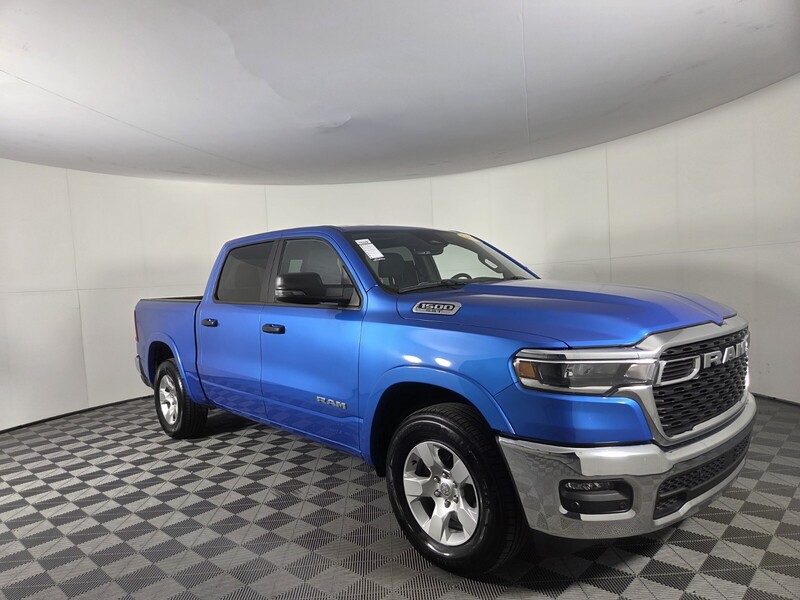 Used 2025 RAM 1500 BIG HORN 4X4 CREW CAB 5'7