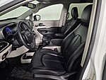 Used 2023 CHRYSLER PACIFICA TOURING L FWD in WEST PALM BEACH, FLORIDA (Photo 9)