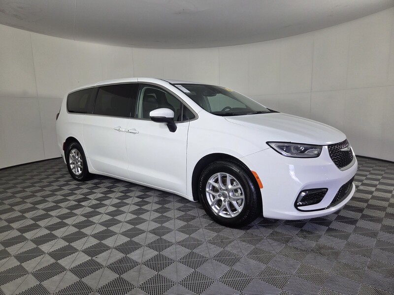 Used 2023 CHRYSLER PACIFICA TOURING L FWD in WEST PALM BEACH, FLORIDA