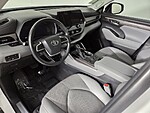 Used 2023 TOYOTA HIGHLANDER LIMITED FWD in WEST PALM BEACH, FLORIDA (Photo 12)