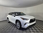 Used 2023 TOYOTA HIGHLANDER LIMITED FWD in WEST PALM BEACH, FLORIDA (Photo 2)