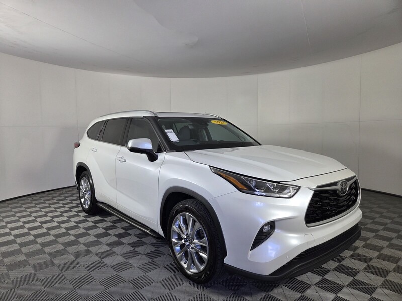 Used 2023 TOYOTA HIGHLANDER LIMITED FWD in WEST PALM BEACH, FLORIDA