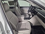 Used 2023 Volkswagen Atlas 3.6L V6 SE W/TECHNOLOGY 4MOTION in WEST PALM BEACH, FLORIDA (Photo 32)