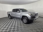 Used 2017 TOYOTA TACOMA SR5 DOUBLE CAB 5' BED V6 4X2 AT in WEST PALM BEACH, FLORIDA (Photo 2)