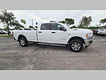 Used 2024 RAM 3500 BIG HORN 4X4 CREW CAB 8' BOX in WEST PALM BEACH, FLORIDA (Photo 35)