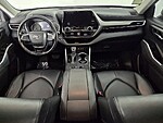 Used 2023 TOYOTA HIGHLANDER XLE FWD in WEST PALM BEACH, FLORIDA (Photo 32)